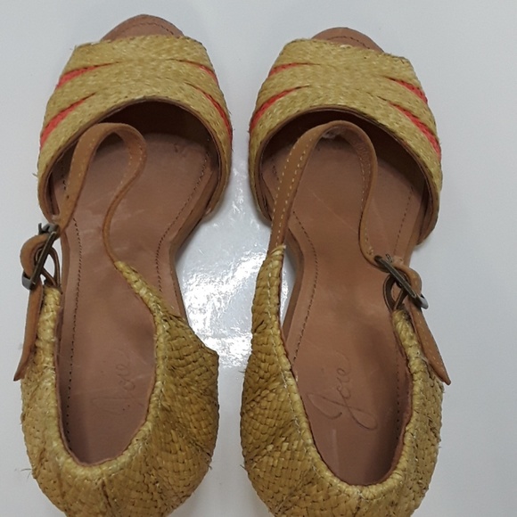 Joie 38.5 woven peep toe ankle strap heels - Picture 7 of 7